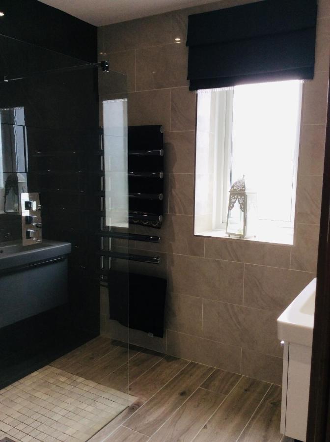 Wisteria House Apartment Плимът Екстериор снимка
