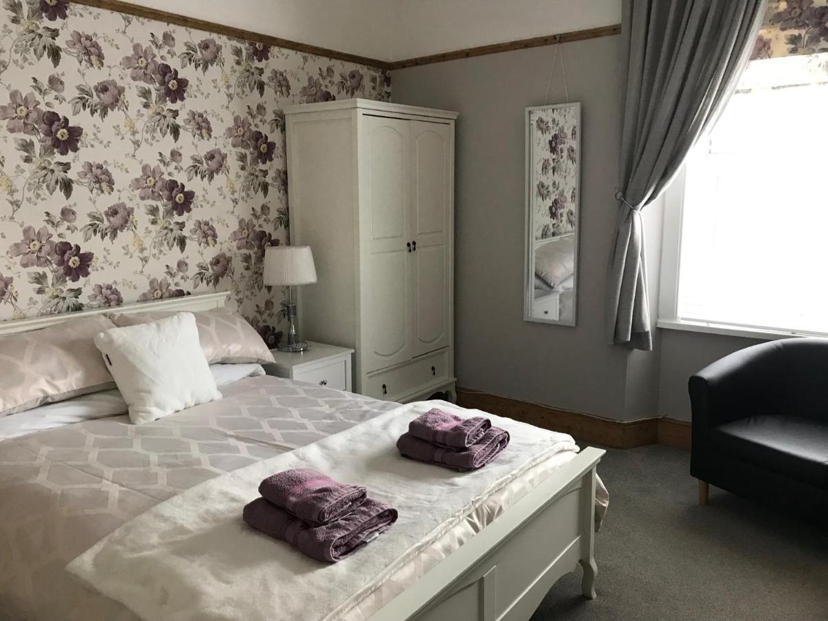 Wisteria House Apartment Плимът Екстериор снимка